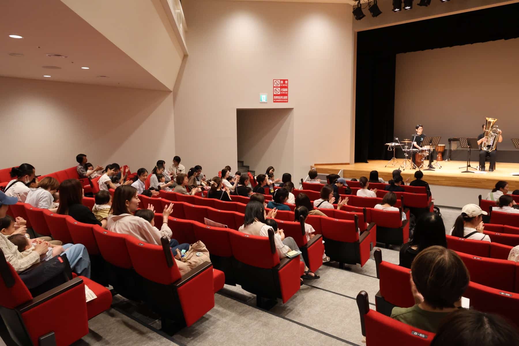 「みんなの音楽体験ひろば」公演の客席の様子（イメージ）